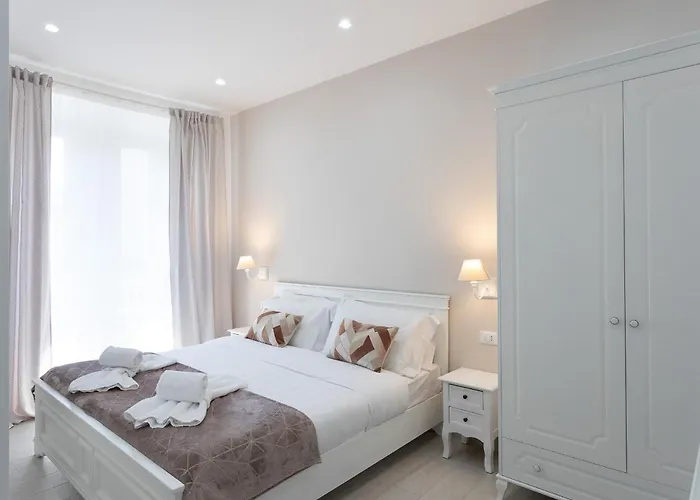 Colosseo House 4* Roma