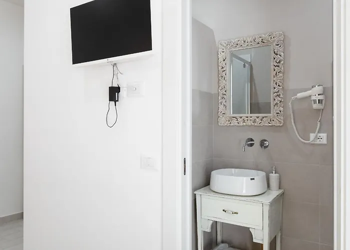 Colosseo House 4*