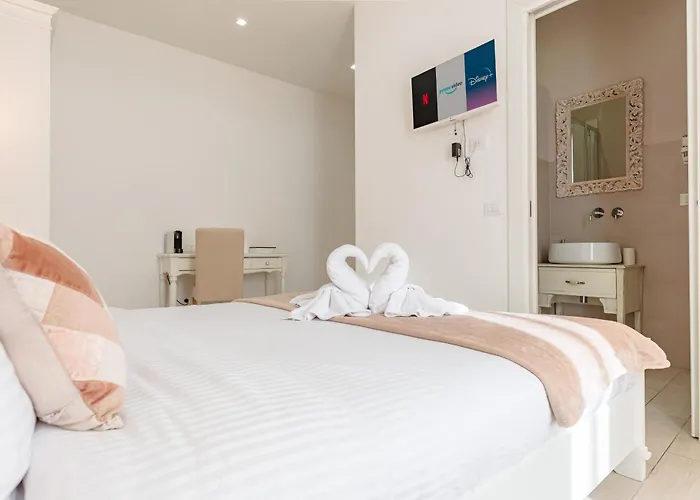 Colosseo House Affittacamere 4*